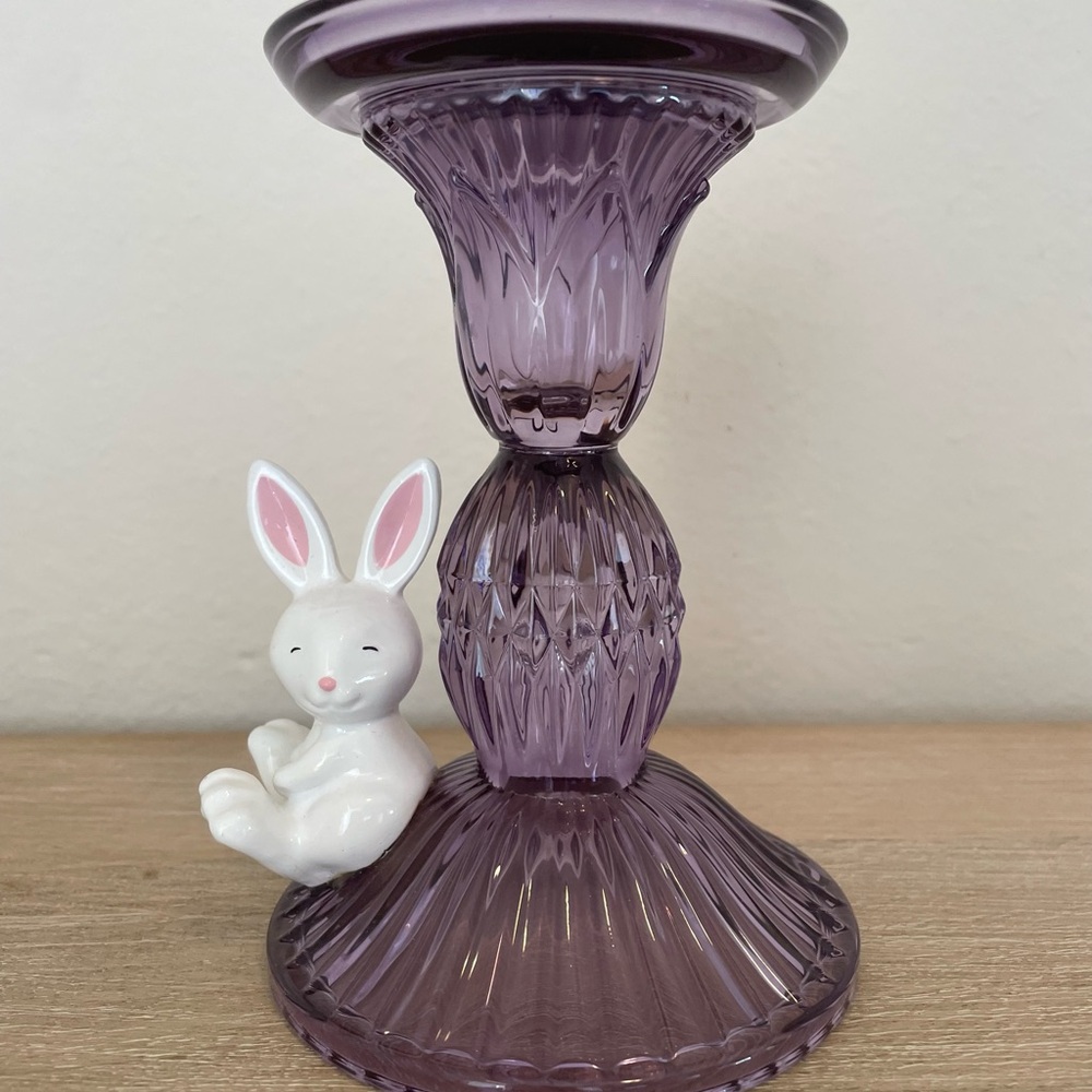 ❤️SOLD❤️NWT Bath & Bodyworks Purple Glass Candle Holder with White Bunny Accent